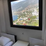 فيلة Zeyno
