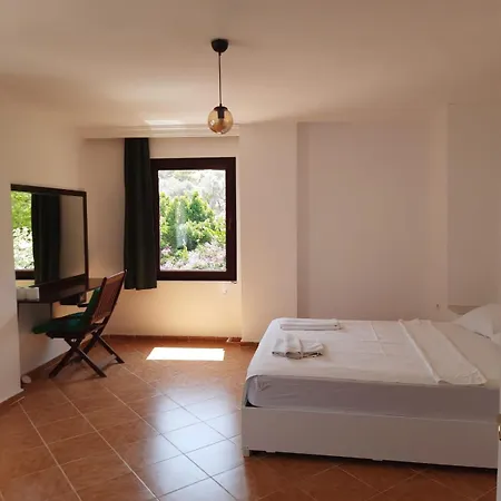 Zeyno * Kaş