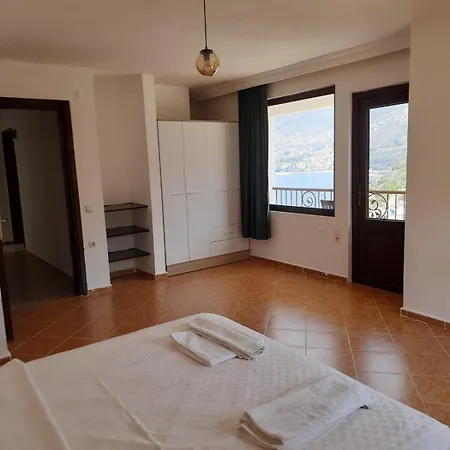 Zeyno * Kaş